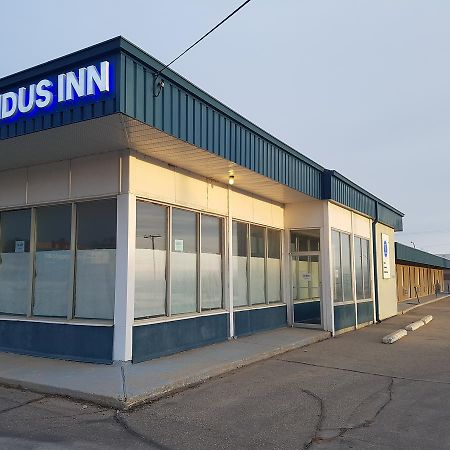 Widus Inn Swift Current Exterior foto