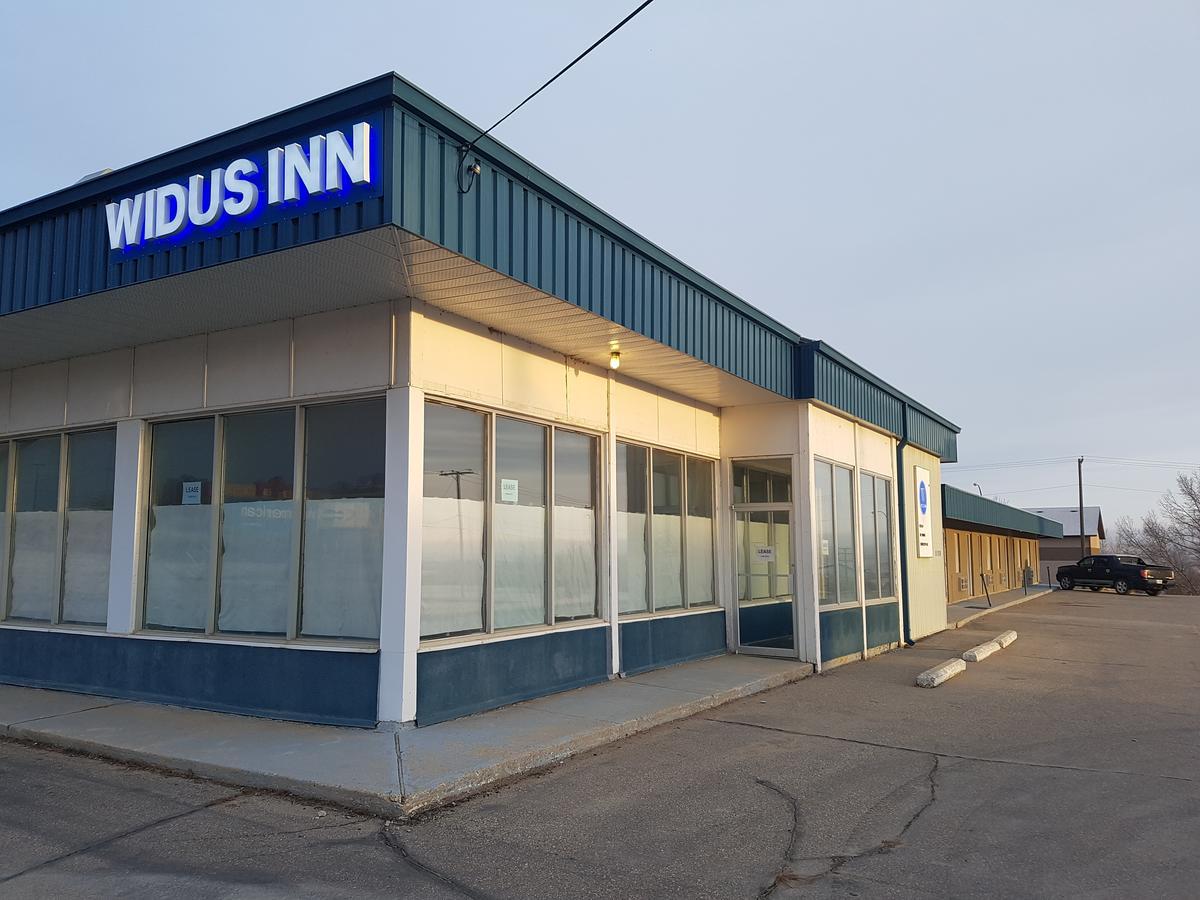 Widus Inn Swift Current Exterior foto
